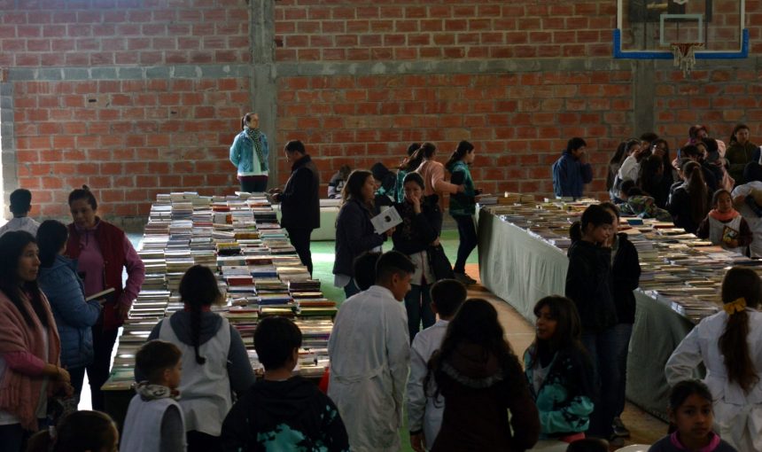 Programa de actividades – 3er Feria del Libro Popular – «Piedras Blancas Lee»